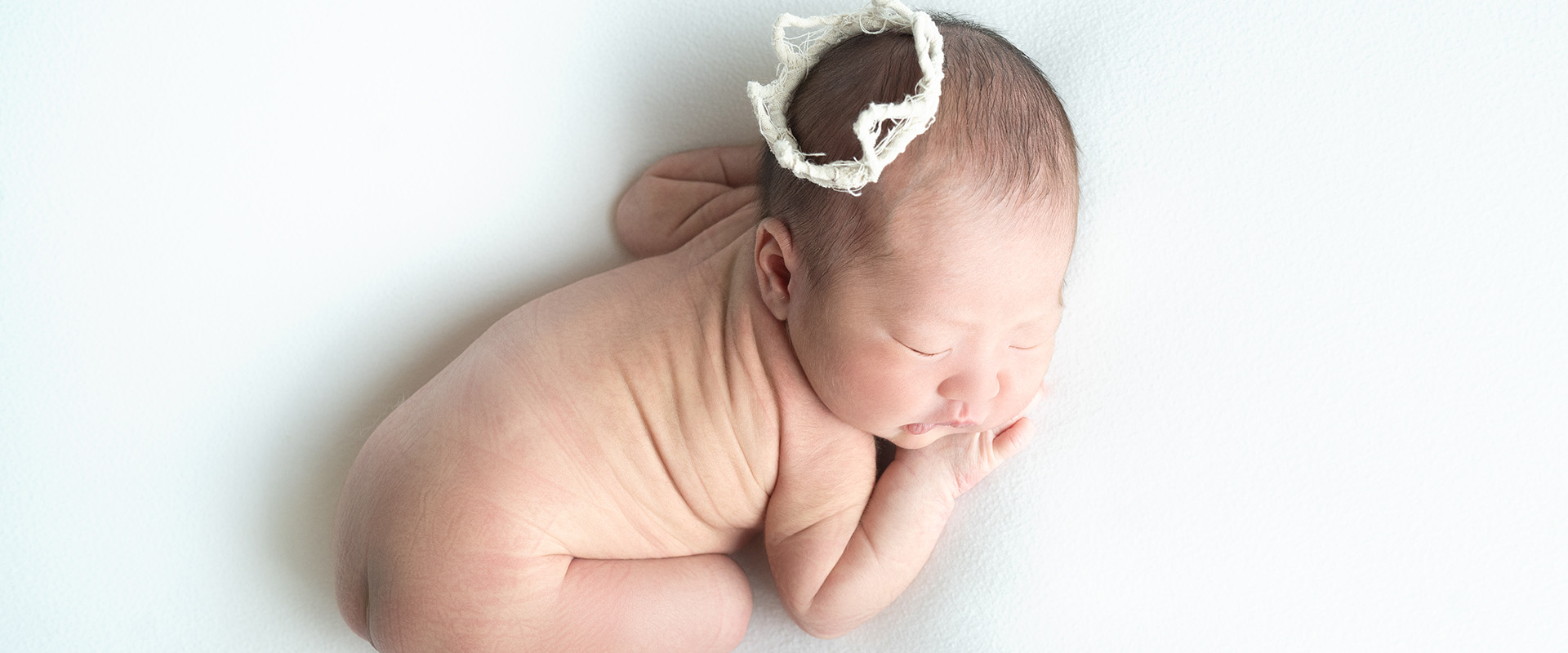 ニューボーンフォトの撮影サンプル